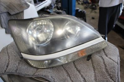 Лот: 4359526. Фото: 1. Toyota Harrier mcu фара передняя... Оптика и освещение
