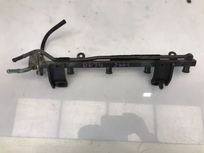 Лот: 21704739. Фото: 1. топливная рейка Mazda Demio DW3W. Топливная система