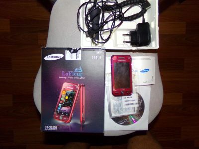 Лот: 6206586. Фото: 1. samsung gt-s5230 La Fleur. Смартфоны