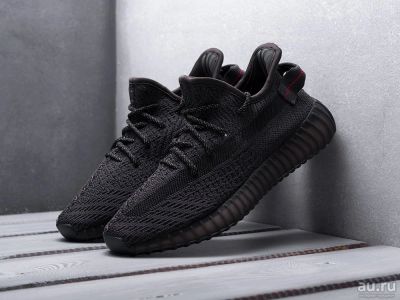 Лот: 17268759. Фото: 1. Кроссовки Adidas Yeezy 350 Boost... Кеды, кроссовки, слипоны