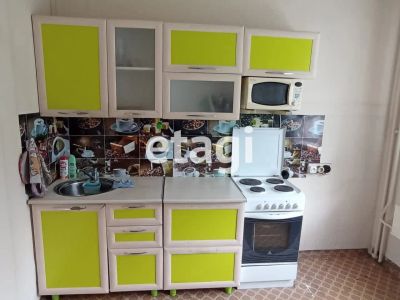 Лот: 25297320. Фото: 1. 4-комн. квартира , Красноярск... Квартиры, студии