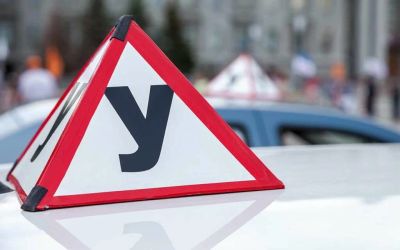 Лот: 17867112. Фото: 1. куплю учебный автомобиль АКПП. Автомобили