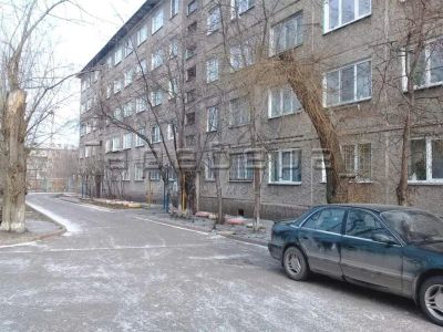 Лот: 20017830. Фото: 1. комната на ул. Гастелло - 25. Квартиры, студии