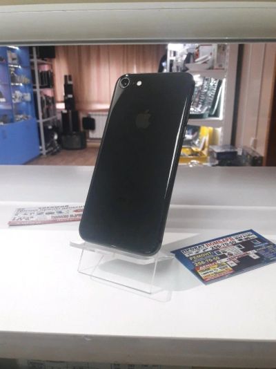 Лот: 14777703. Фото: 1. iPhone 8 64gb. Смартфоны