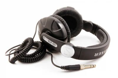 Лот: 8372705. Фото: 1. Sennheiser HD 215. Наушники, гарнитуры