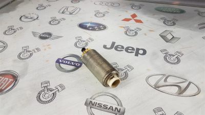 Лот: 23591110. Фото: 1. Насос топливный Land Rover Discovery... Топливная система