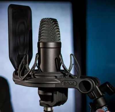 Лот: 9529715. Фото: 1. Микрофон RODE NT1 Kit (революционно... Студийные микрофоны, радиомикрофоны и радиосистемы