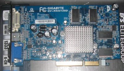 Лот: 4769118. Фото: 1. AGP видеокарта 128Mb ATI raseon... Видеокарты