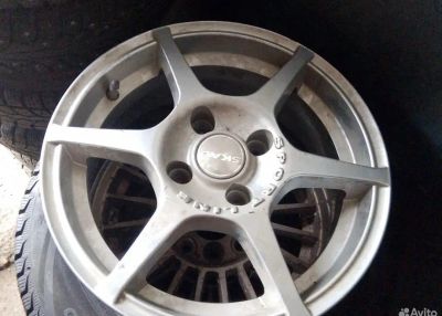 Лот: 25645739. Фото: 1. Литые диски r14 4:100 nissan белые. Диски