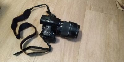 Лот: 15244128. Фото: 1. Sony a37 + Sigma 50/2.8 (+ Sony... Цифровые зеркальные