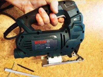 Лот: 16235793. Фото: 1. Лобзик Bosch 1180W. Электроинструмент