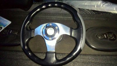 Лот: 7148305. Фото: 1. Руль для авто. Другое (автозапчасти)