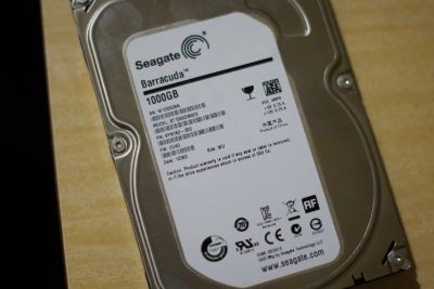 Лот: 5378043. Фото: 1. HDD Seagate 1000GB st1000Dm003... Жёсткие диски (HDD)