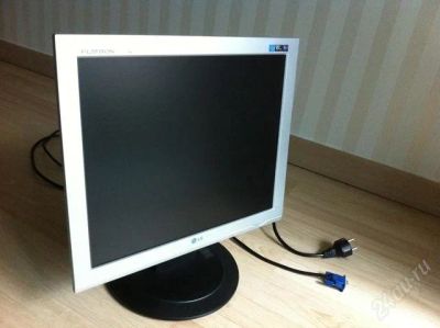 Лот: 1713739. Фото: 1. Монитор LG Flatron L1732S. ЖК-мониторы
