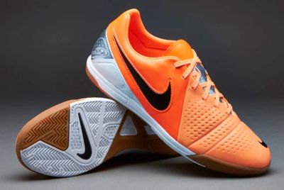 Лот: 4225946. Фото: 1. Бампы Nike CTR360 Libretto III. Другое (спортивная одежда)