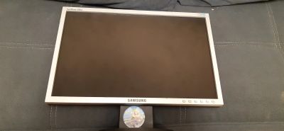 Лот: 16765380. Фото: 1. Samsung 920nw. ЖК-мониторы
