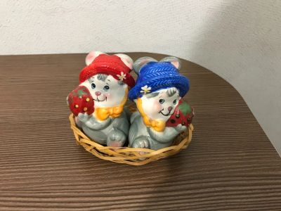 Лот: 17076942. Фото: 1. Солонка и перечница. Предметы сервировки