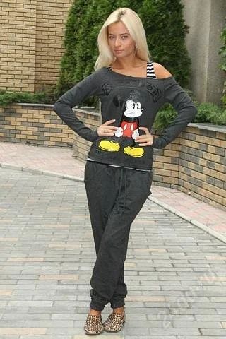Лот: 2556811. Фото: 1. костюм с микки на флисе. Другое (спортивная одежда)