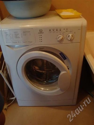 Лот: 391407. Фото: 1. Машинка стиральная Indesit. Стиральные машины