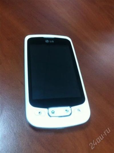 Лот: 2460070. Фото: 1. Lg Optimus One P500 Белый. Смартфоны