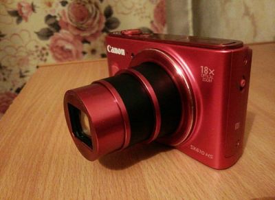 Лот: 11139340. Фото: 1. Фотоаппарат Canon PowerShot SX610... Цифровые компактные