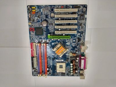 Лот: 12015096. Фото: 1. Материнская плата Gigabyte GA-8IPE1000. Материнские платы