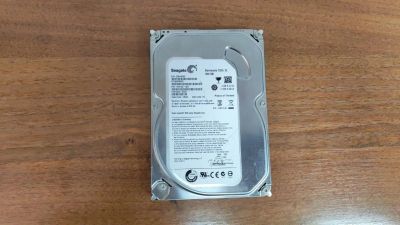Лот: 25676145. Фото: 1. Жесткий диск 3.5" Seagate Desktop... Жёсткие диски (HDD)