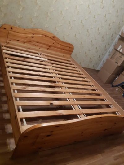 Лот: 13300445. Фото: 1. Двуспальная кровать из массива... Кровати