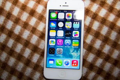 Лот: 3650556. Фото: 1. Apple iPhone 5 16 Гб, Белый, SimFree... Смартфоны
