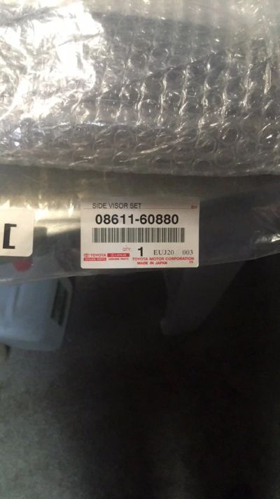 Лот: 14207496. Фото: 1. Продам ветровики на LC 200. Другое (оснащение, оборудование, аксессуары)