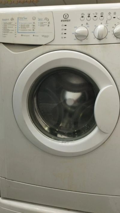 Лот: 25508008. Фото: 1. Стиральная машина Indesit WIUL... Запчасти для остальной бытовой техники