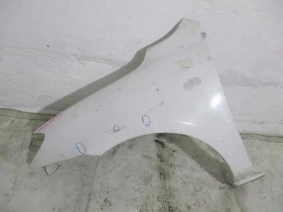 Лот: 15255486. Фото: 1. Крыло переднее левое Mazda Demio... Кузов
