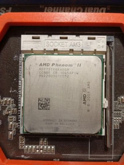Лот: 25810895. Фото: 1. Процессор AMD Phenom II X6 1075T. Процессоры