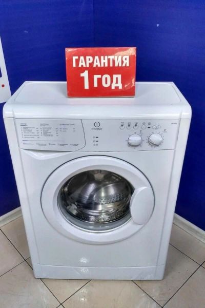 Лот: 16382102. Фото: 1. Стиральная машина indesit wiun... Стиральные машины