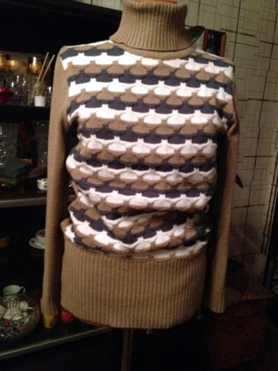 Лот: 12595820. Фото: 1. Теплый свитер удлиненный женский. Свитеры, толстовки