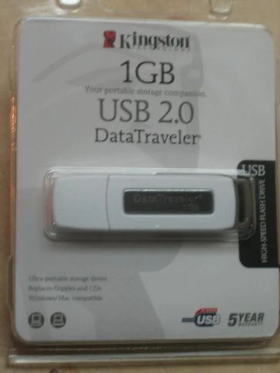 Лот: 3640774. Фото: 1. USB-Flash носитель Kingston DataTraveler... USB-флеш карты