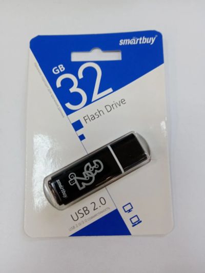 Лот: 17004328. Фото: 1. Флешка USB 2.0 32Gb Smartbuy Glossy... USB-флеш карты