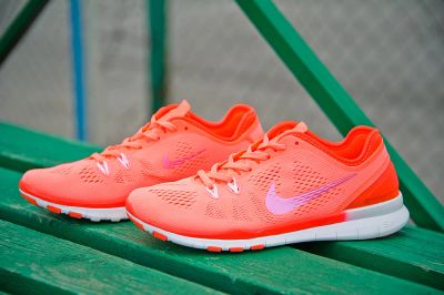 Лот: 8383797. Фото: 1. Женские кроссовки Nike free 5... Кеды, кроссовки, слипоны