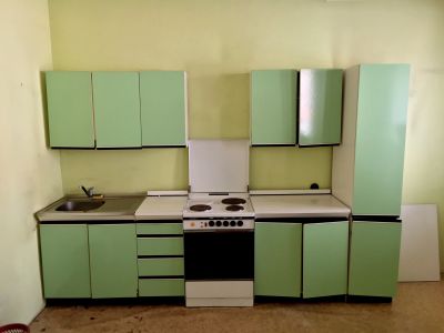 Лот: 16401613. Фото: 1. Кухня срочно!. Кухонные гарнитуры