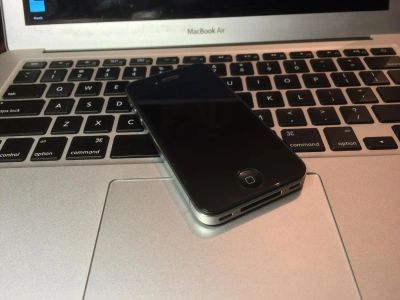 Лот: 10246507. Фото: 1. iPhone 4s 8Gb (в прекрасном состоянии... Смартфоны