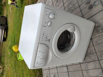 Лот: 14615471. Фото: 1. Стиральная машинка indesit W 104... Стиральные машины