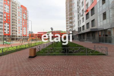 Лот: 23003223. Фото: 1. Продам 2-комн. кв. 53.4 кв.м... Квартиры, студии