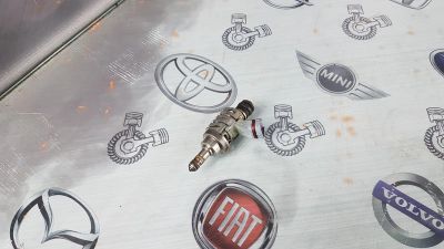 Лот: 23589352. Фото: 1. Форсунка Lexus GS450H 2GR-FXE... Двигатель и элементы двигателя