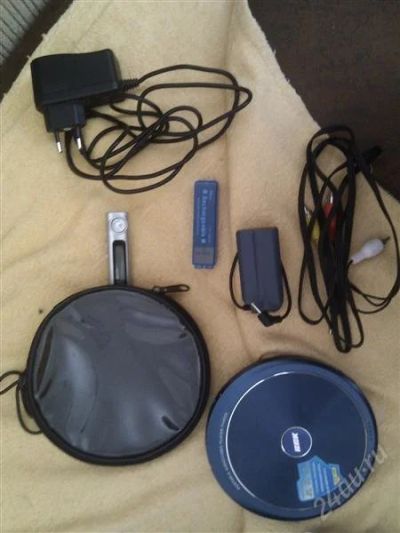 Лот: 829178. Фото: 1. CD-плеер. Плееры