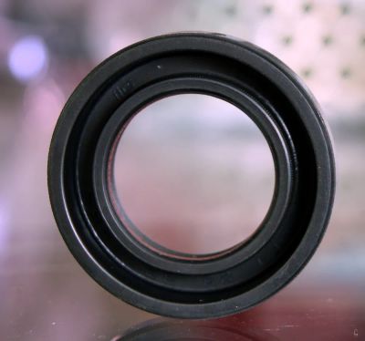 Лот: 21365055. Фото: 1. Сальник 23x38x7 YAMAHA 93102-23096-00. Запчасти для лодок, катеров, лодочных моторов