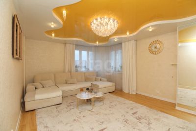 Лот: 25344074. Фото: 1. 3-комн. квартира , Красноярск... Квартиры, студии