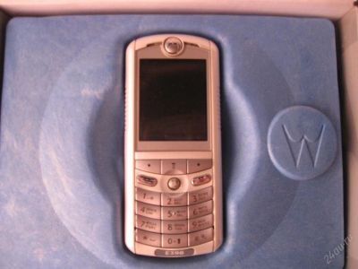 Лот: 97417. Фото: 1. Motorola E398(WHITE). Кнопочные мобильные телефоны