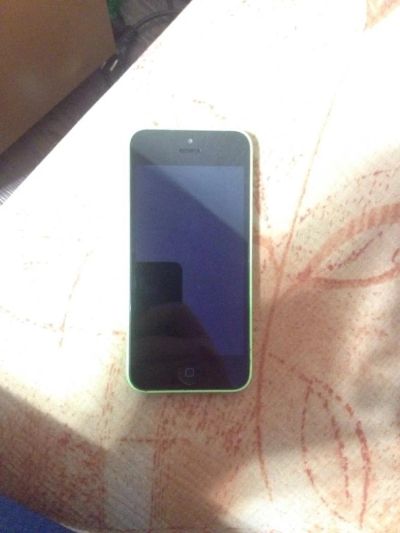 Лот: 8334356. Фото: 1. iPhone 5C. Смартфоны