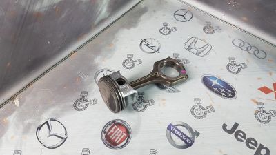 Лот: 23583319. Фото: 1. Шатун Mazda CX-7 L3-VDT L3K9-11-210B. Двигатель и элементы двигателя