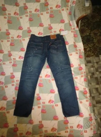 Лот: 1269330. Фото: 1. джинсы Levi's. Брюки, джинсы, шорты